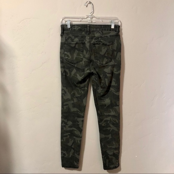 STS Blue Camo Ellie High Rise Ankle Jeans - Picture 10 of 10